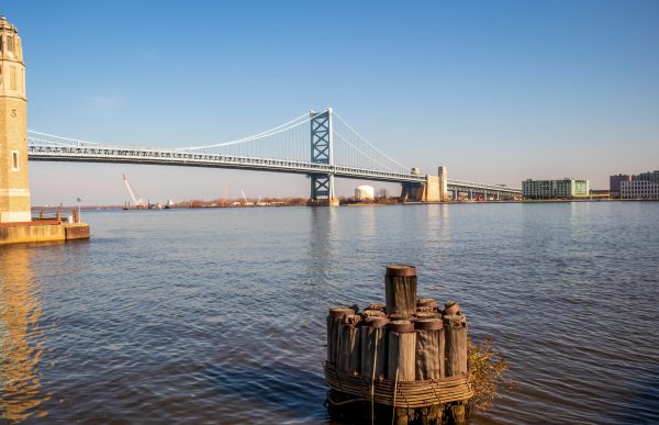 delaware-river-benjamin-franklin-bridge-philadelphia